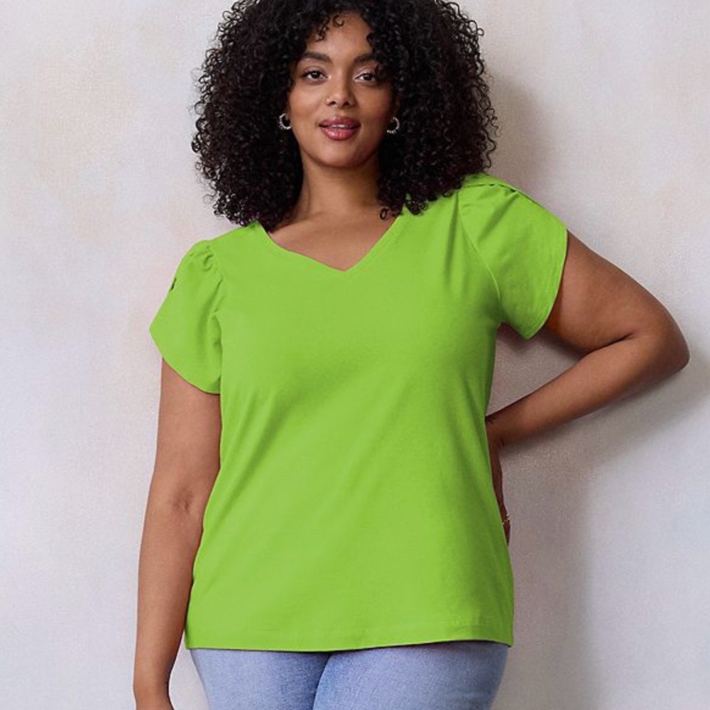 LC Lauren Conrad Sz 0X V-Neck Tee w/ Tulip Sleeves